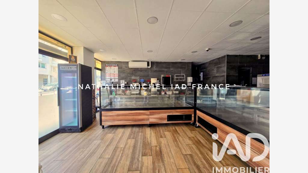 Vente local commercial 216m² à Toulon Est 