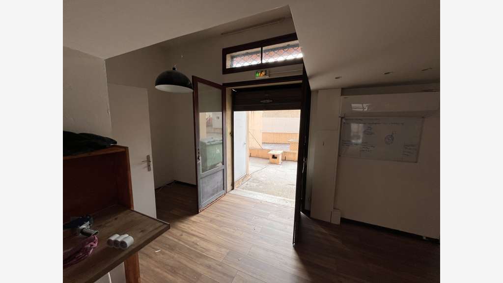 Vente local 108m² excellente visibilité à Toulon