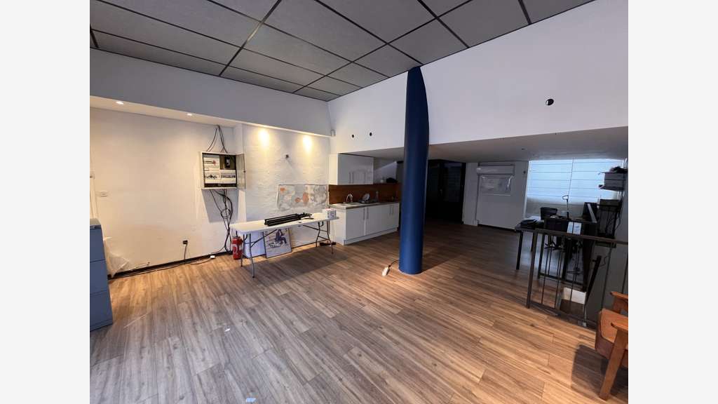 Vente local 108m² excellente visibilité à Toulon