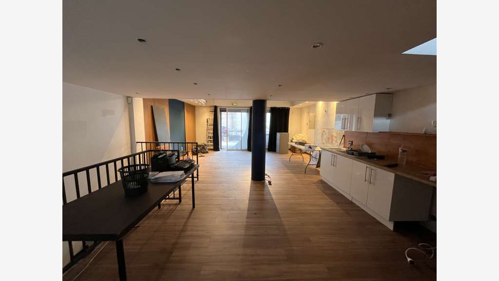 Vente local 108m² excellente visibilité à Toulon