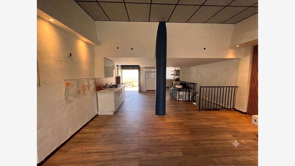 Vente local 108m² excellente visibilité à Toulon