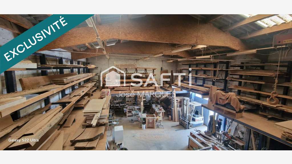 A vendre local d'activité de 359m² à Toulon