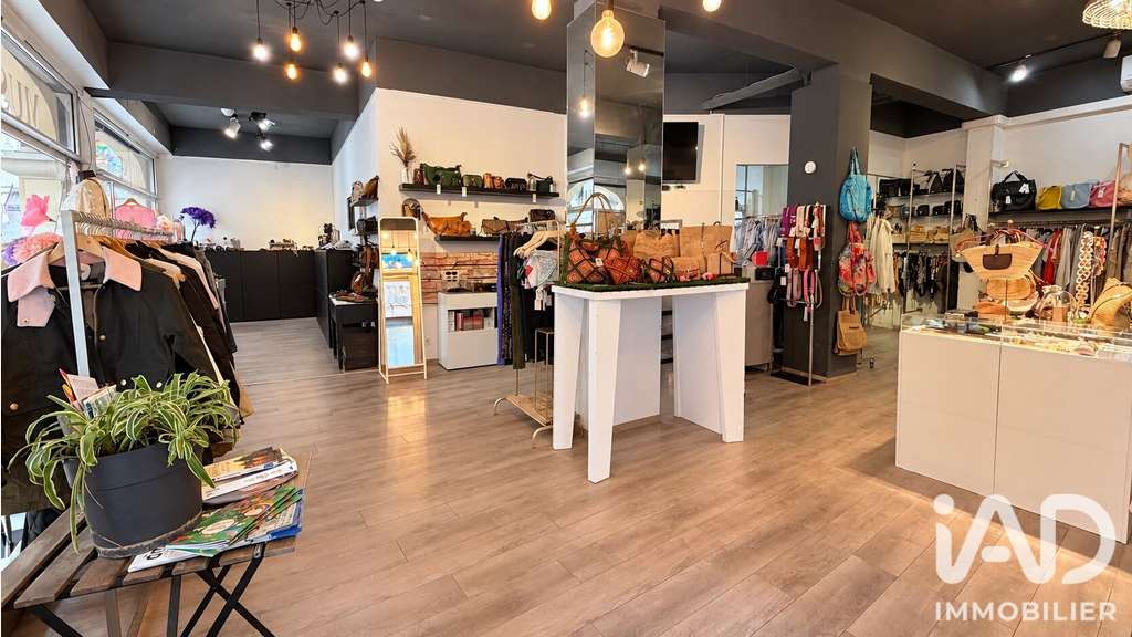 Cède local commercial de 170m² à Toulon centre