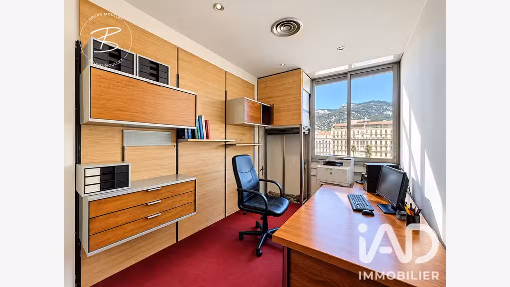 Vente local professionnel de 68m² à Toulon Liberté