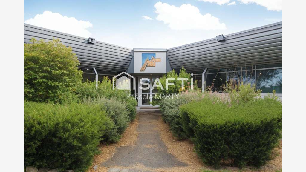 Vente local libre 690m² en ZA dynamique Mondouzil 