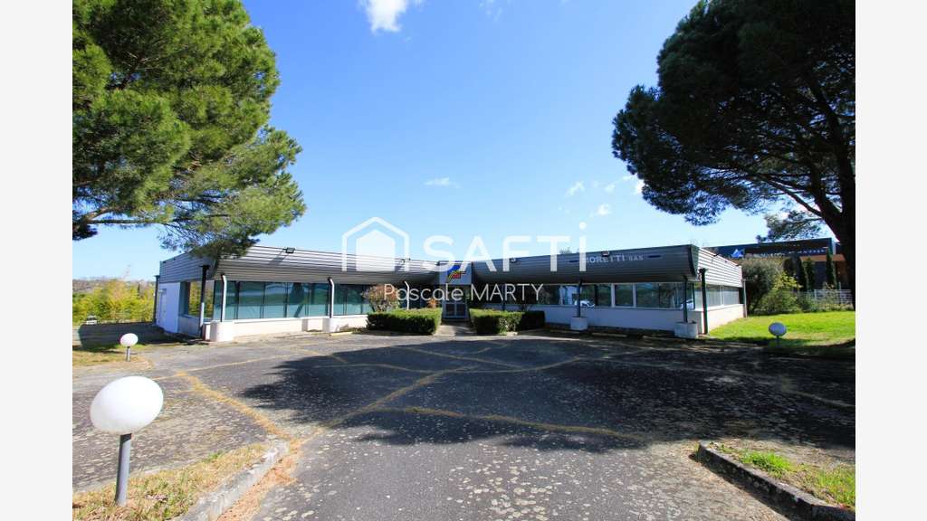 Vente local libre 690m² en ZA dynamique Mondouzil 
