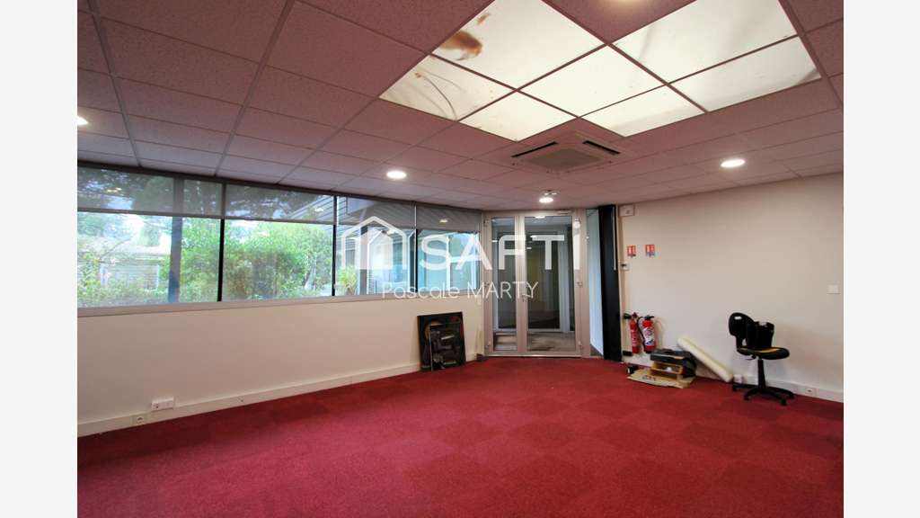 Vente local libre 690m² en ZA dynamique Mondouzil 