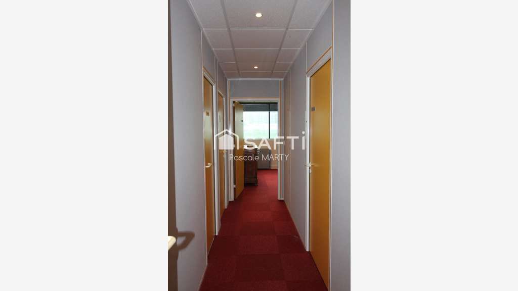 Vente local libre 690m² en ZA dynamique Mondouzil 