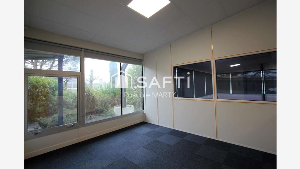 Vente local libre 690m² en ZA dynamique Mondouzil 
