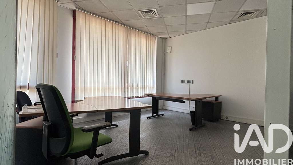 Vente bureaux 100m² RDC avec 4 parkings à Toulouse