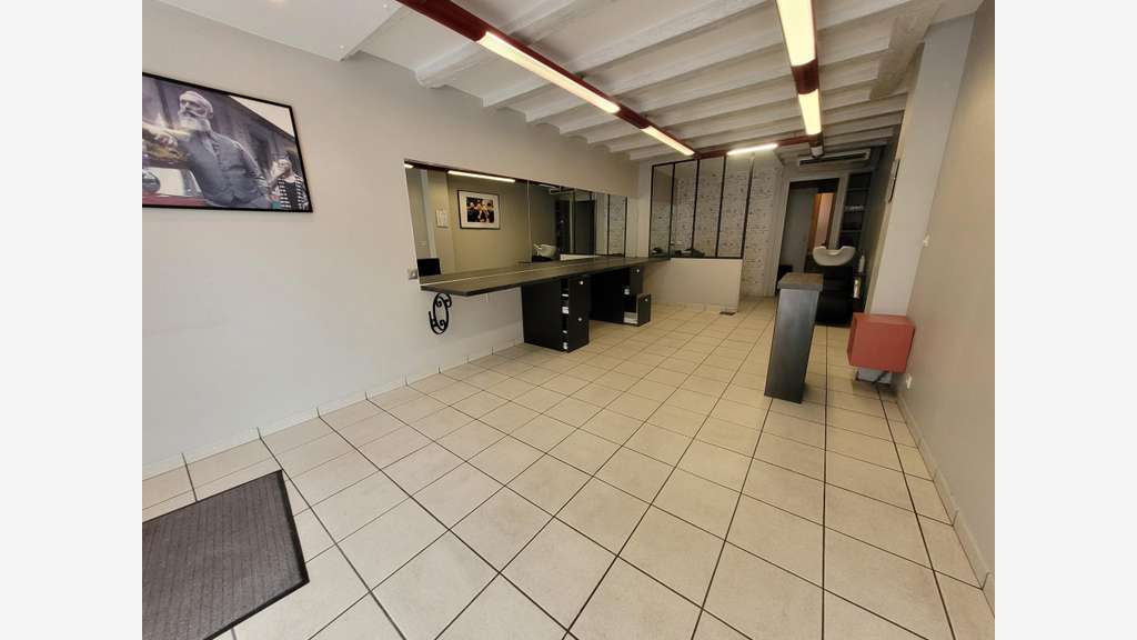 Local commercial prêt à l'emploi Hypercentre