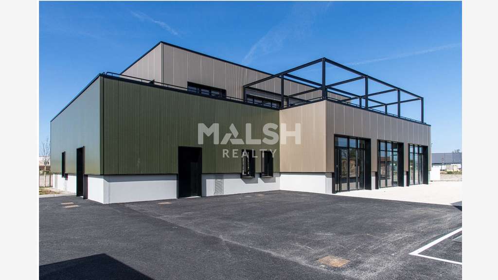 Local commercial neuf pour Restaurant à TOUSSIEU -