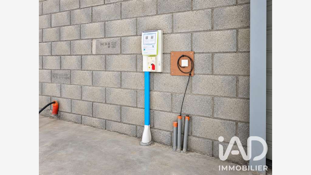 Vente local commercial à aménager 400m² à Trégueux