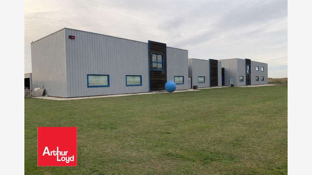 AV local d'activités 1978m² Tremblay-les-Villages