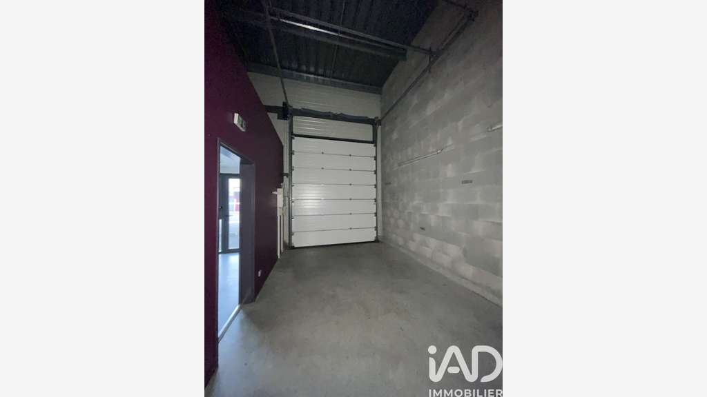 Vente local d'activité 80m² en ZA à Tresses