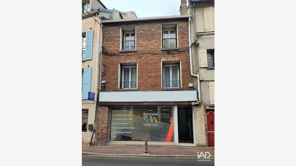 Vente murs commerciaux 213m² à Triel-sur-Seine
