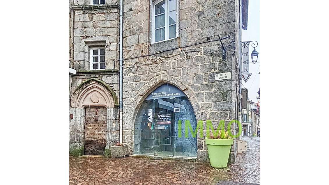 Vente local commercial empl premium à Ussel centre