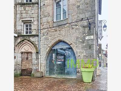 Vente local commercial empl premium à Ussel centre
