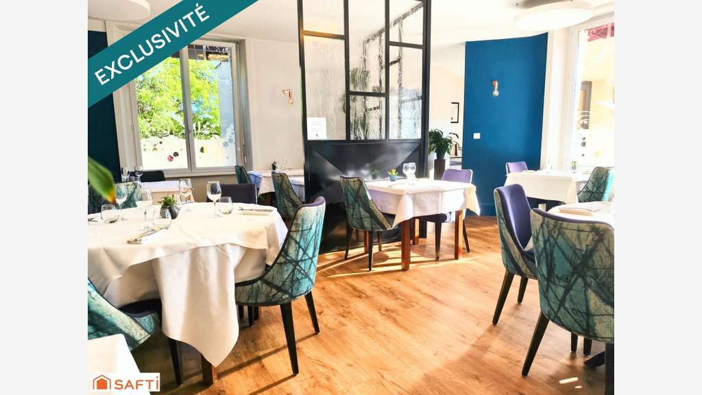 Murs commerciaux d'un restaurant réputé à Vagney, 