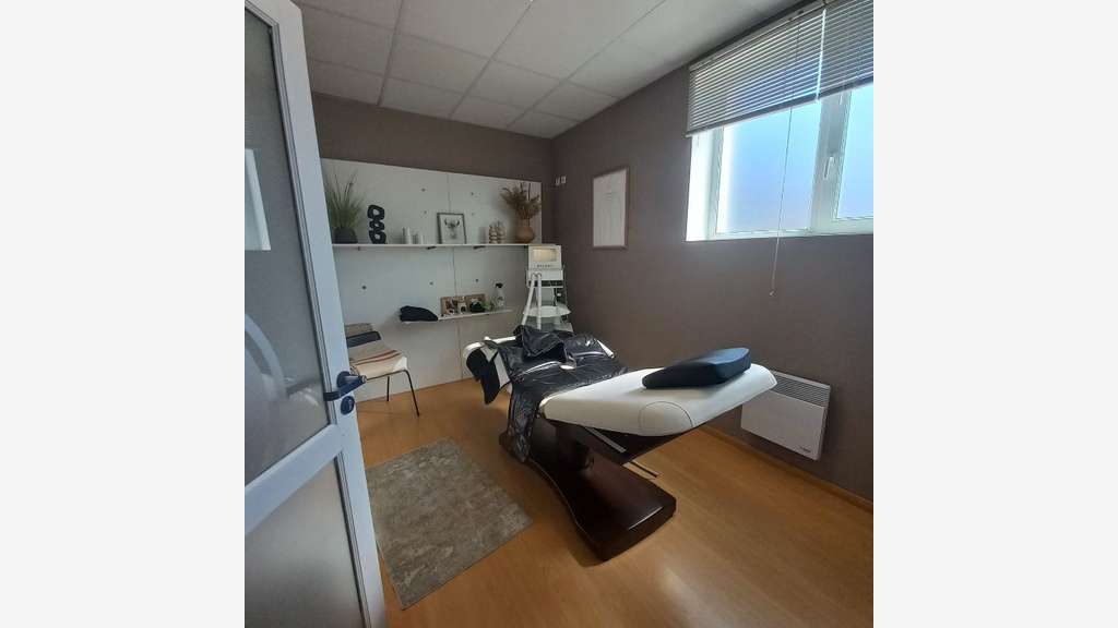 BATIMENT DE 847 M² - VALENCE CENTRE