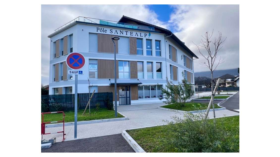 Local professionnel neuf 44m² à vendre à Vallières