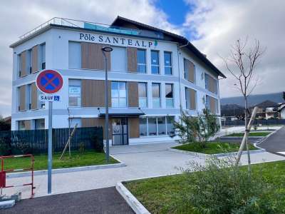 Local professionnel neuf 44m² à vendre à Vallières