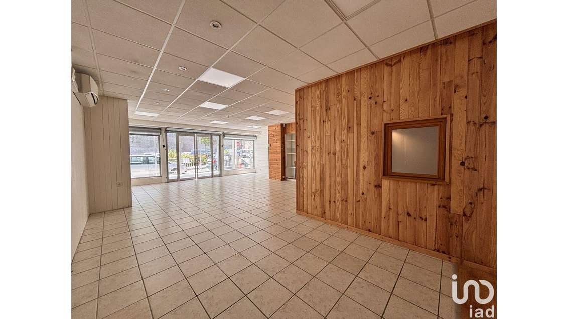 Local commercial à Vals-les-Bains