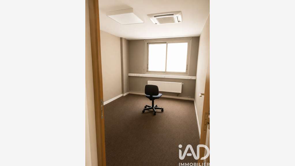 Vente local commercial 426m² à Vandœuvre-Lès-Nancy