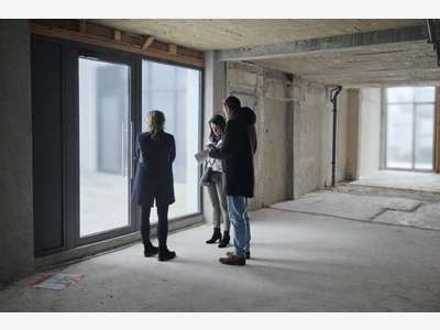 AV local commercial 123m² à Vannes La Gare