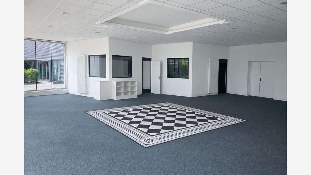 Local commercial de 186m² à vendre à Vannes