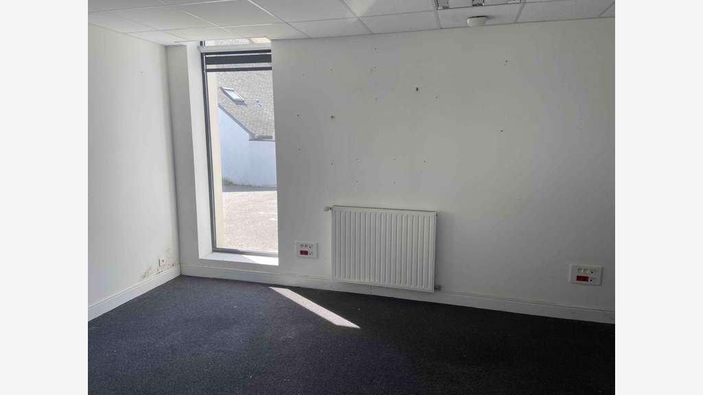 Local commercial de 186m² à vendre à Vannes