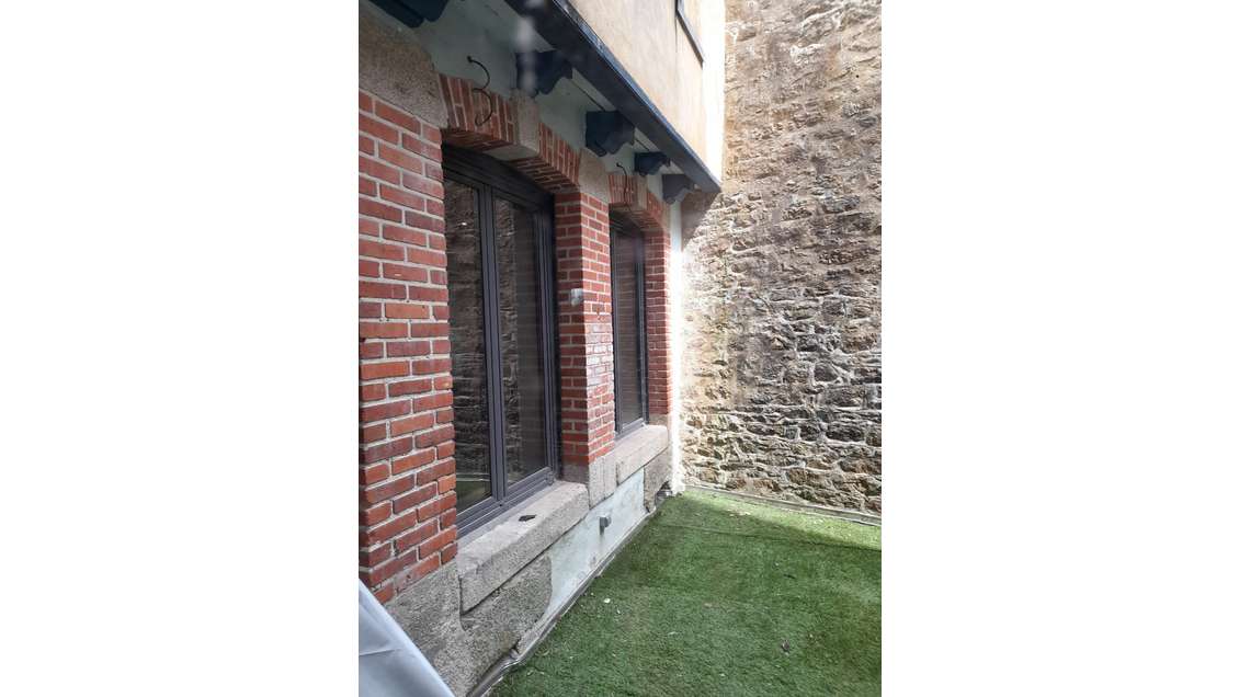 Vente local commercial de 150m² à Vannes centre