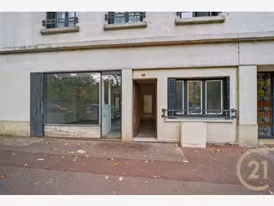 VANVES A LA LISIERE D'ISSY LES MOULINEAUX
