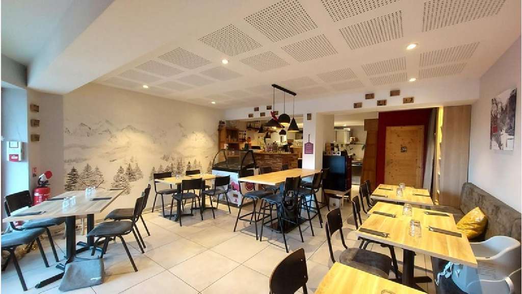 Vente local commercial 62m² à Vaujany