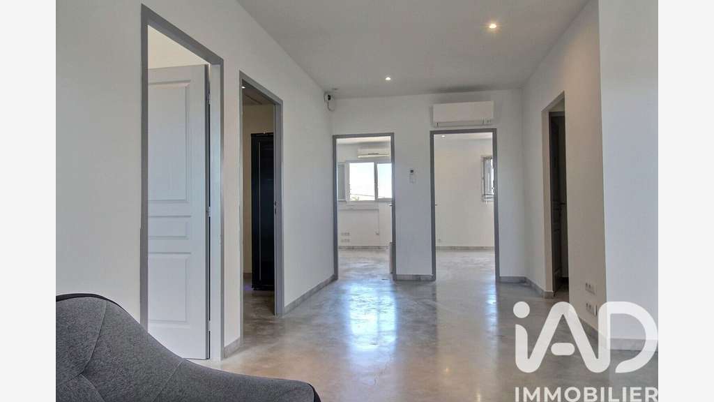 Vente local commercial 153m² à Vedène