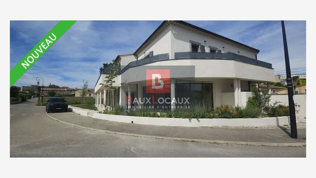 Local commercial neuf 60m² à vendre à Velleron 