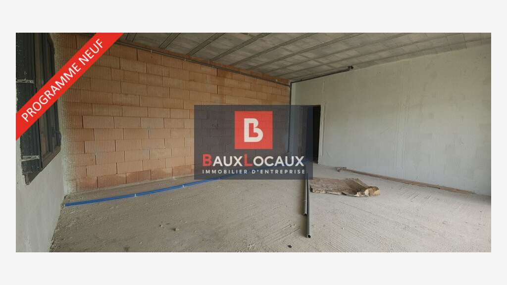Local commercial 40m² à vendre à Velleron