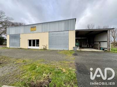 Vente local commercial de 300m² proche Vernantes