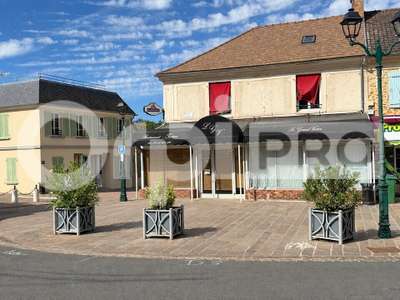 Ensemble commercial 190m² à vendre à Vert le Grand