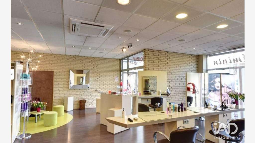 Vente local commercial 90m² à Vesoul