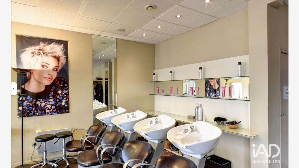 Vente local commercial 90m² à Vesoul
