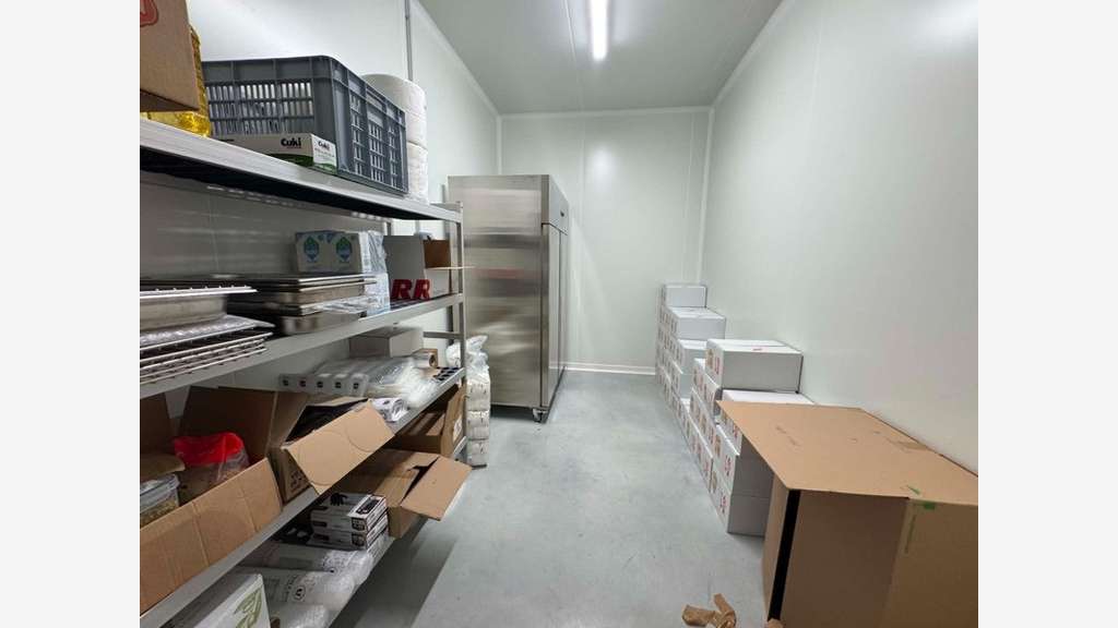 À vendre local 300m² ZAC du Boutariq à Veynes