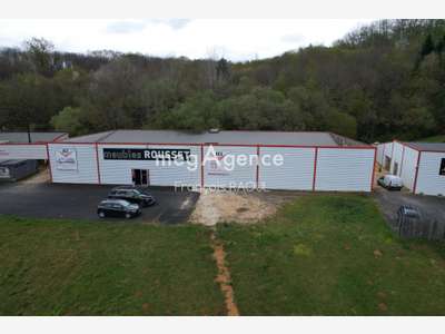 Vente bâtiment commercial 900m² visib élevée Vézac