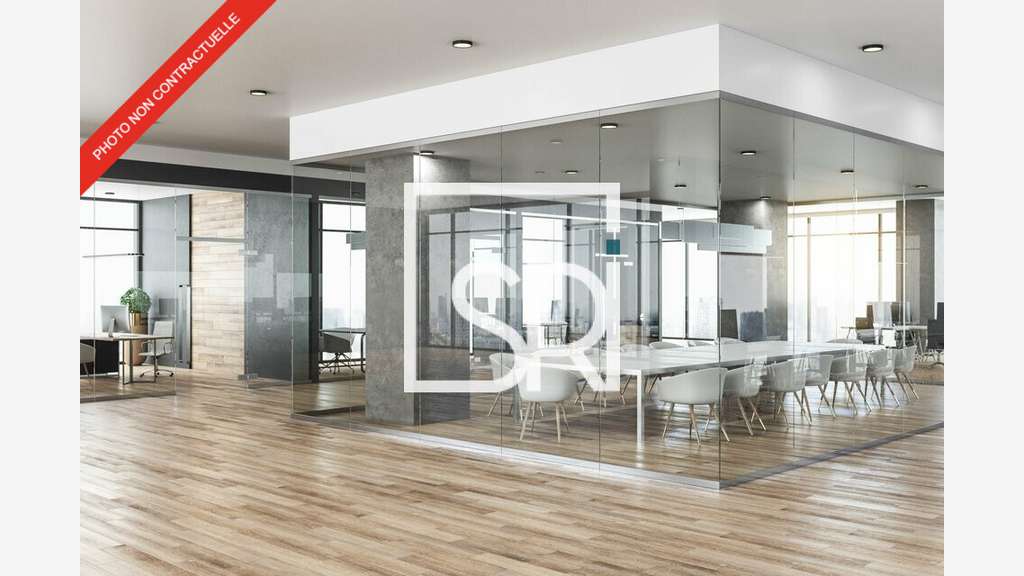 Local commercial 1360m² à vendre à Vichy