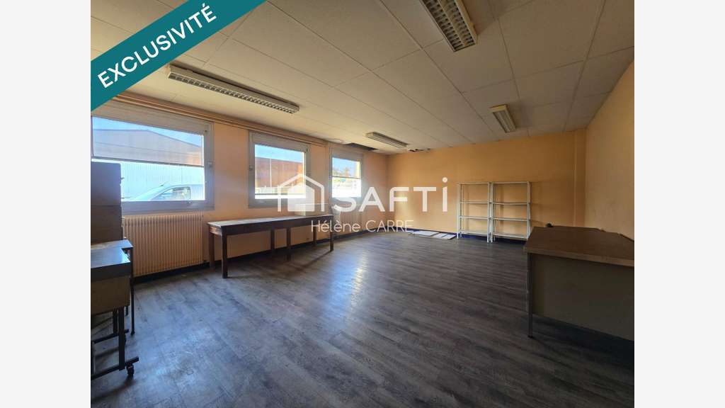 AV bâtiment industriel / commercial 1134m² Vierzon