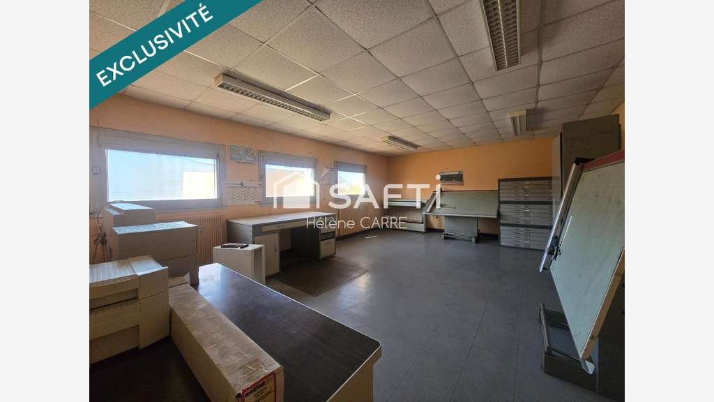 AV bâtiment industriel / commercial 1134m² Vierzon