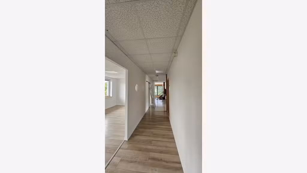 Vente local industriel bureaux et atelier à Villaz