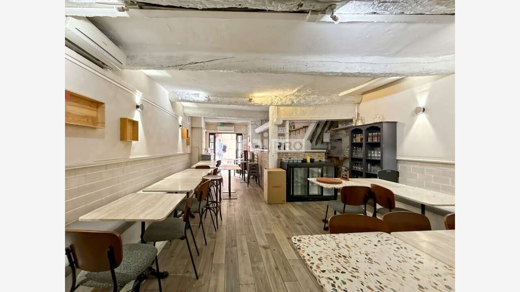 Vente murs libres de 62m² à Villefranche-sur-Mer