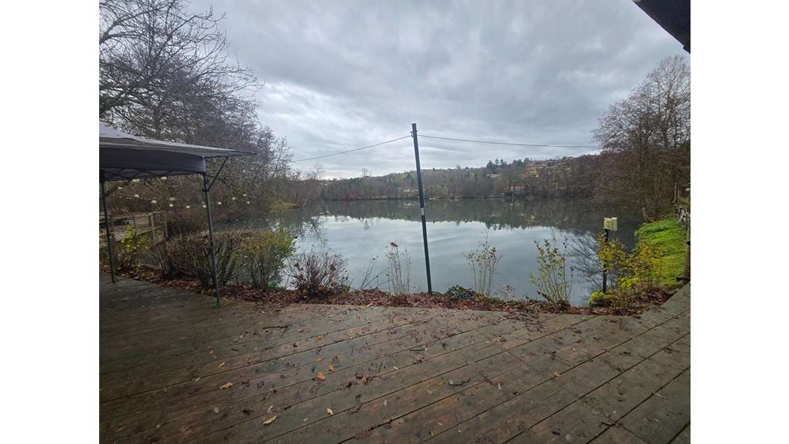 Vente lac avec resto 2ha à Villefranche-sur-Saône