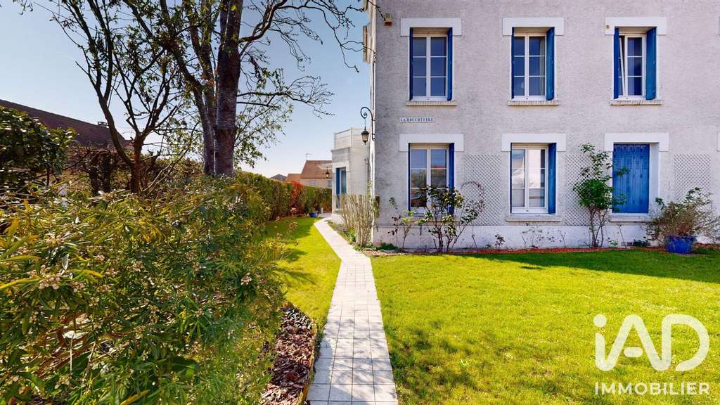 Vente bâtiment mixte de 380m² à Villenoy